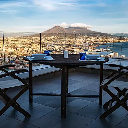 Terrazza Manu - Loft Suspended Over The City-vomero Lägenhet *