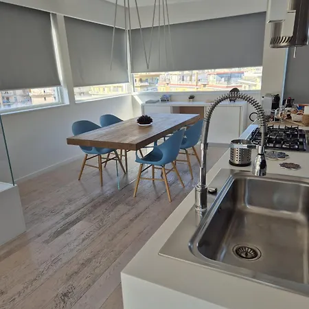 Terrazza Manu - Loft Suspended Over The City-vomero * Neapel